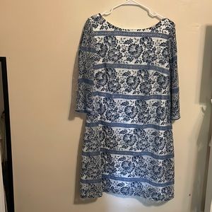 Stitch Fix blue and white floral dress 16